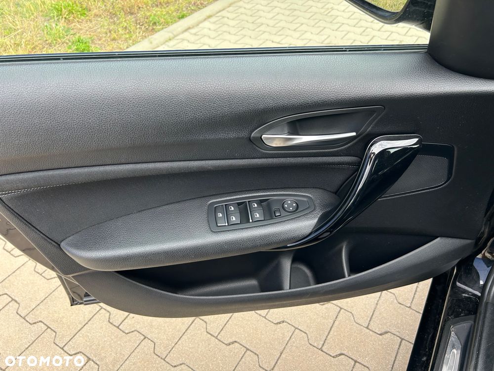 BMW Seria 1 118i GPF Sport Line - 13