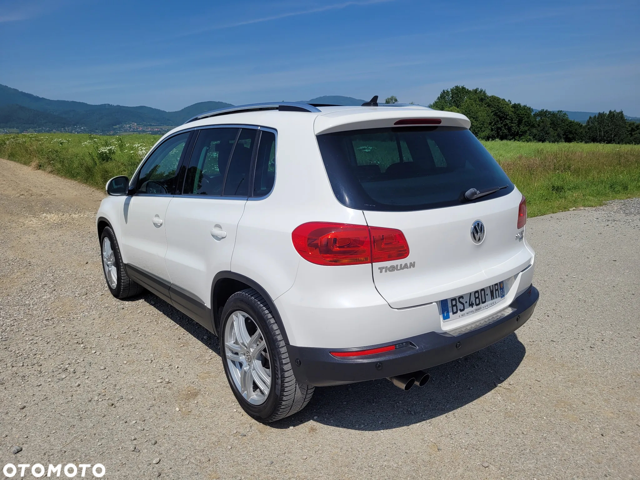 Volkswagen Tiguan 2.0 TDI DPF BlueMotion Technology Exclusive - 3