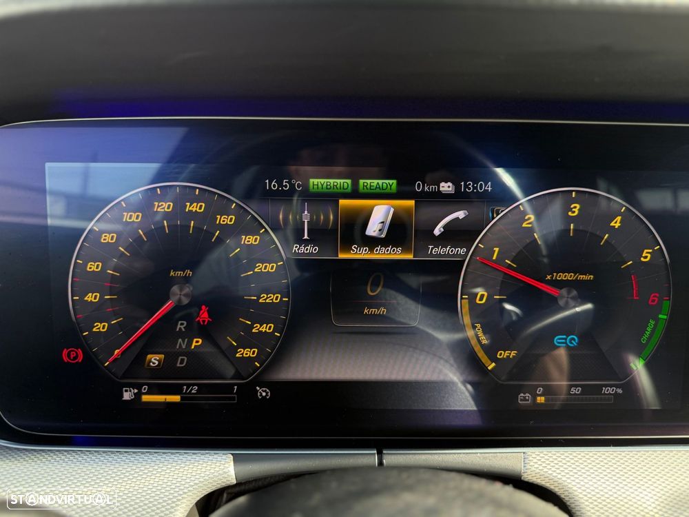 Mercedes-Benz E 300 de AMG Line - 37