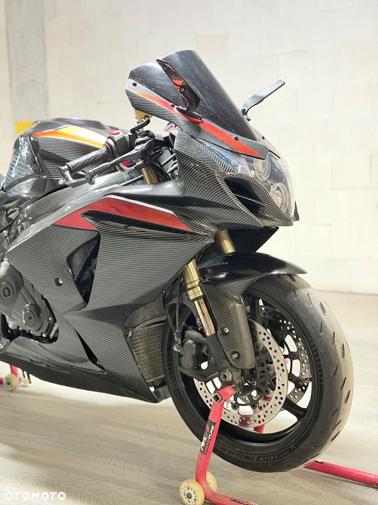 Suzuki GSX-R - 4