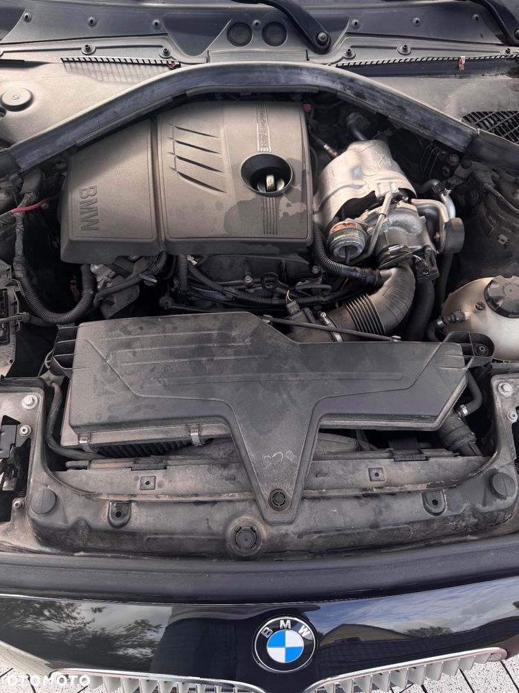 BMW Seria 1 116i - 22