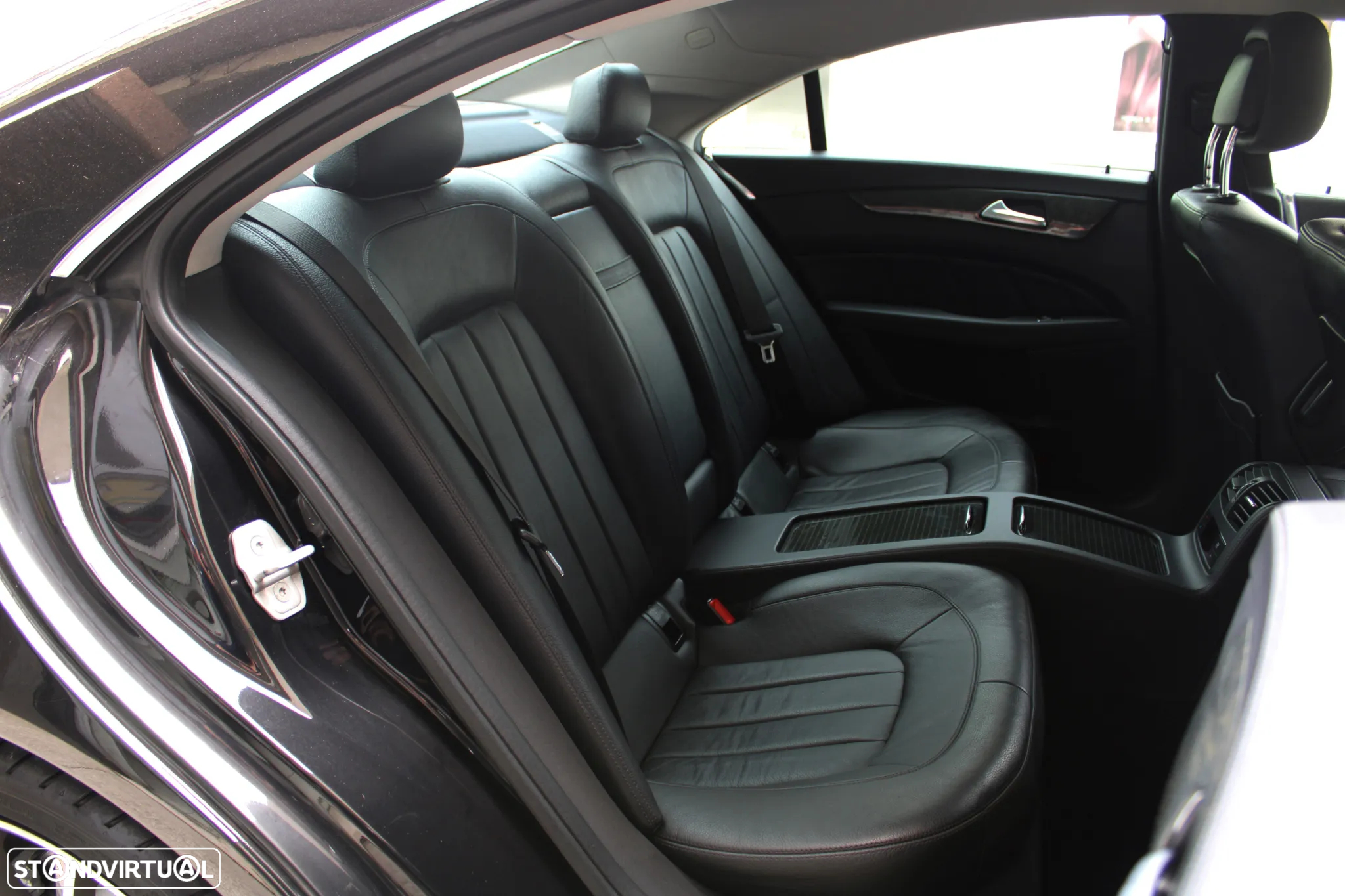 Mercedes-Benz CLS 350 BlueTEC - 26