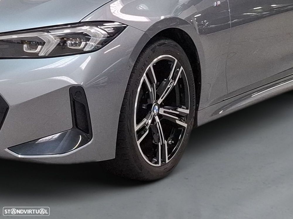 BMW 320 d Pack Desportivo M Auto — fotografia 4