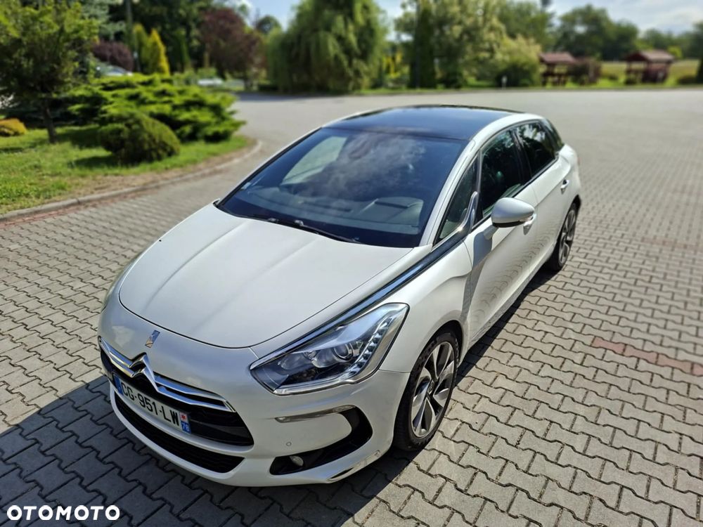 Citroën DS5 HDi 165 SoChic - 15