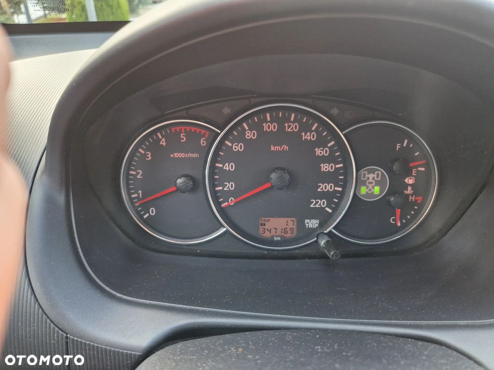 Mitsubishi Pajero Sport - 15