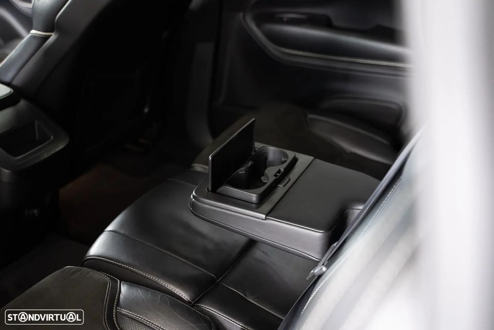 Volvo XC 90 2.0 D4 R-Design - 43