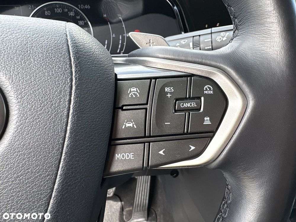 Lexus NX 350h Business AWD - 28