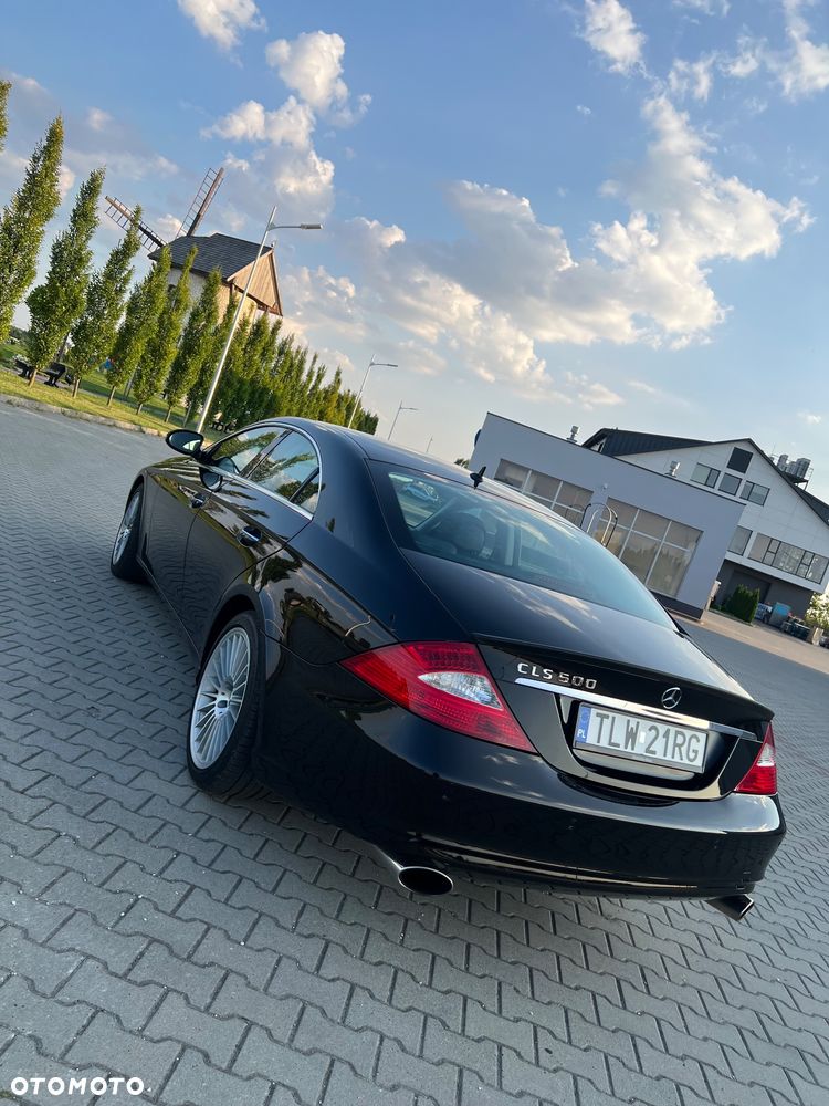 Mercedes-Benz CLS - 10