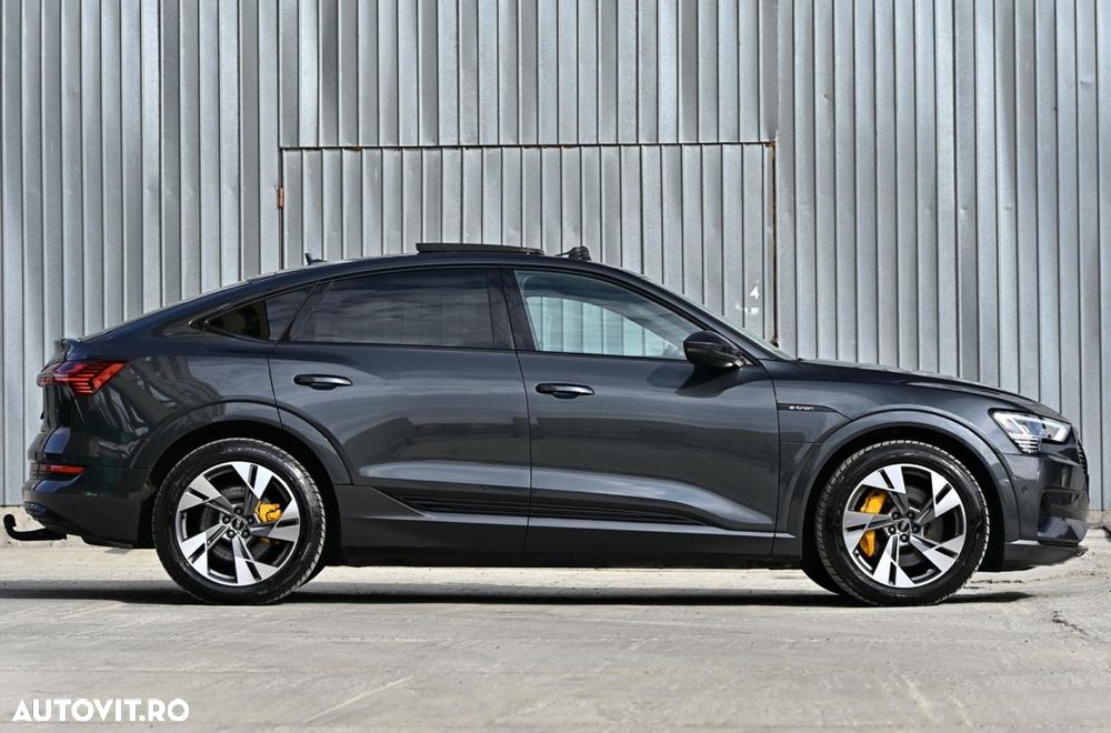 Audi e-tron 55 quattro - 8