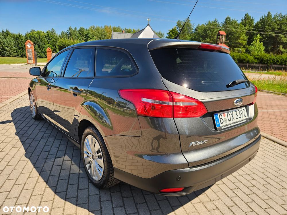 Ford Focus 1.5 TDCi DPF Start-Stopp-System Trend - 6