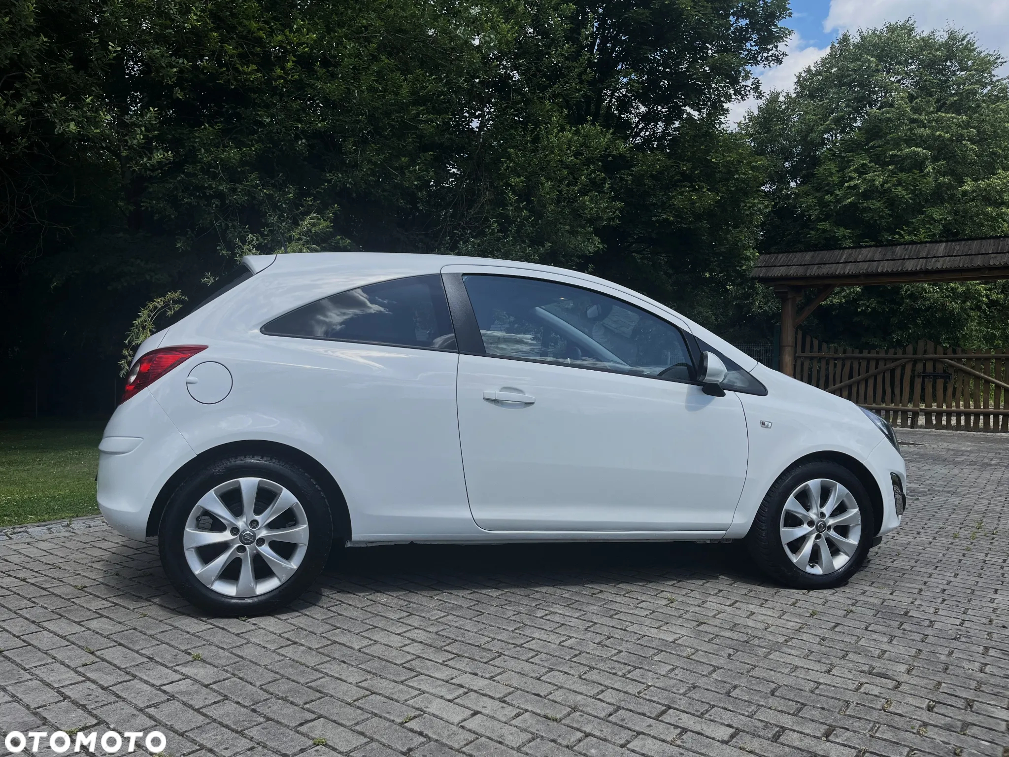 Opel Corsa 1.4 16V Automatik Navi - 4