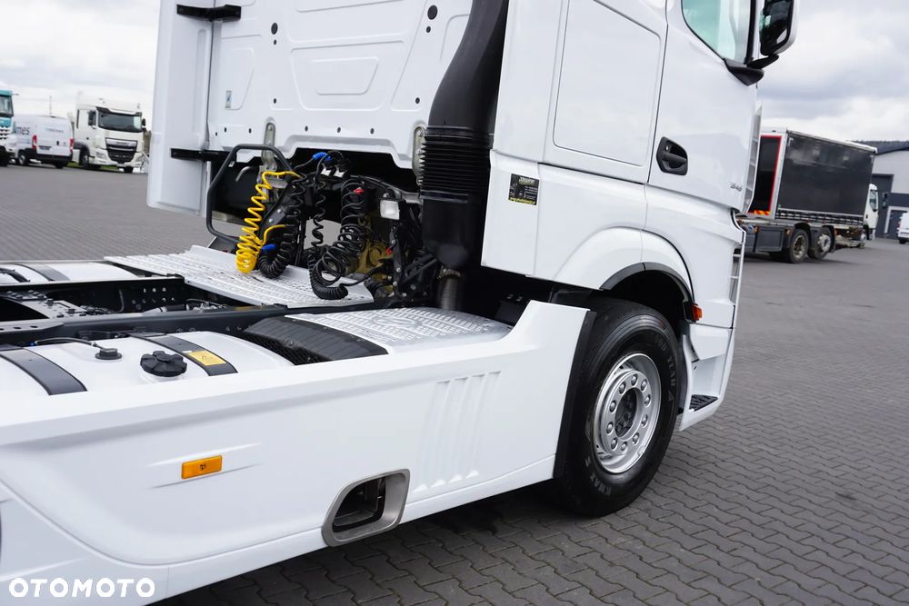 Mercedes-Benz ACTROS / 1845 / E 6 / MP 5 / ACC / RETARDER / BIG SPACE - 39