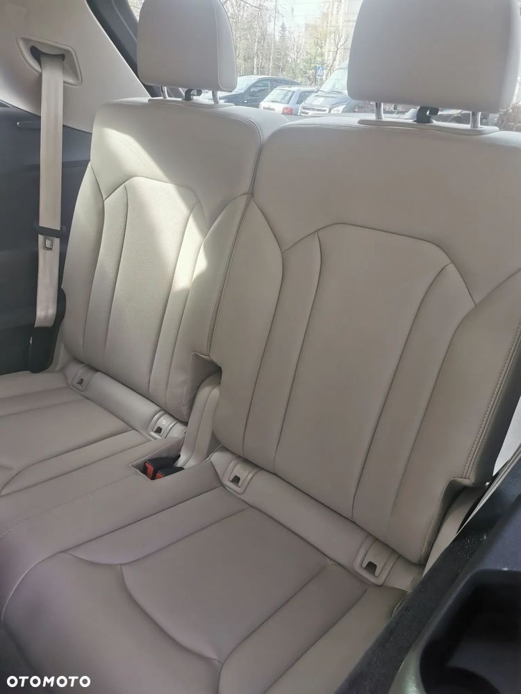 Audi Q7 - 19