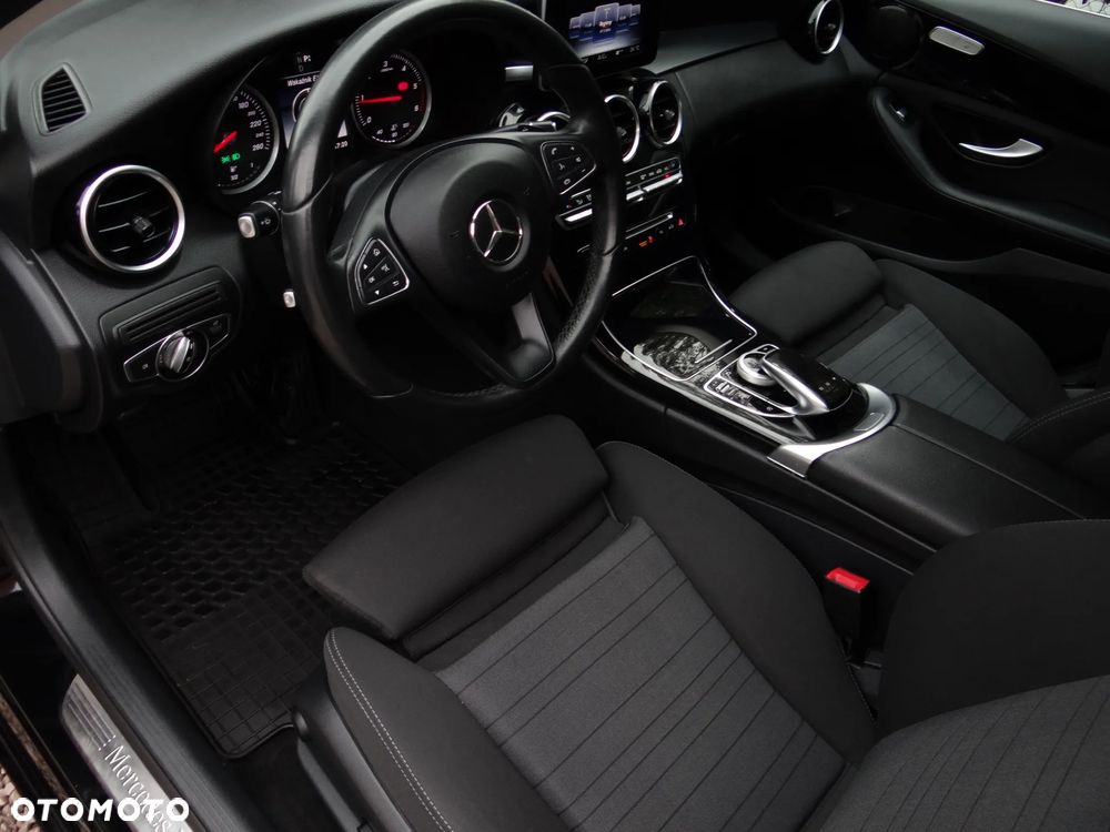 Mercedes-Benz Klasa C 200 (BlueTEC) d T 7G-TRONIC Exclusive - 18