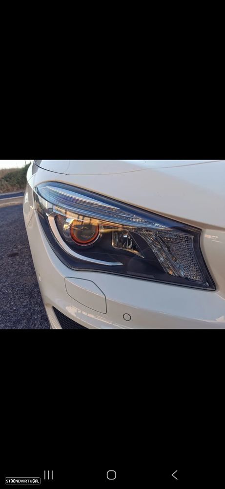 Mercedes-Benz CLA 220 Shooting Brake (CDI) d 7G-DCT Orange Art Edition - 4