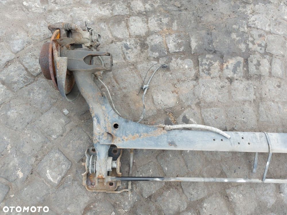 Belka tylna AUDI A4 B5 1995-2001 KOMBI AVANT - 2