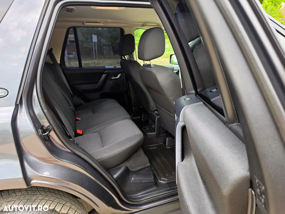 Land Rover Freelander 2 2.2L TD4 S - 31