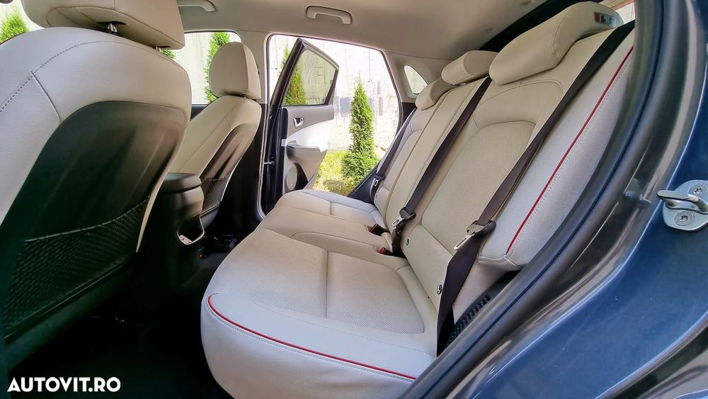 Hyundai KONA 1.6 CRDi DCT 4WD Premium - 25