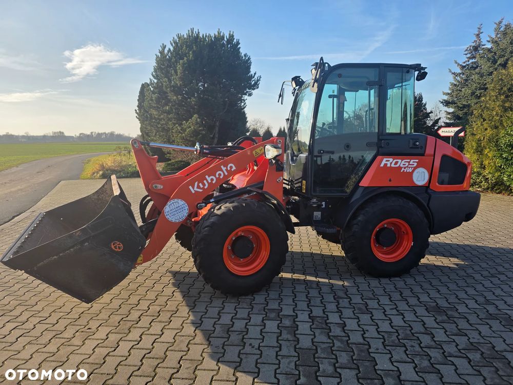 Kubota R 065 HW SPROWADZONA Z DE TYLKO 1090 MTH SUPER STAN !! - 4