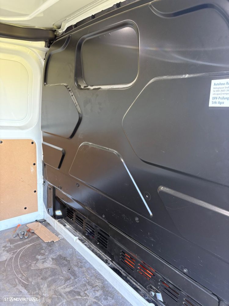 Ford Transit Custom - 12