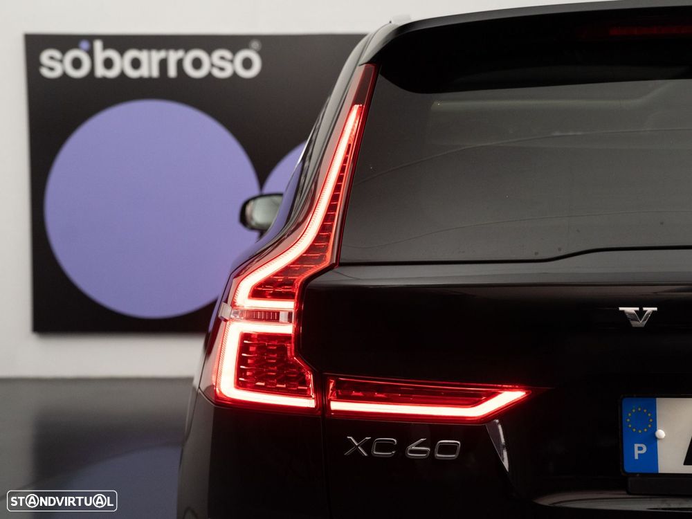 Volvo XC 60 2.0 T6 PHEV Inscription Expression AWD - 11