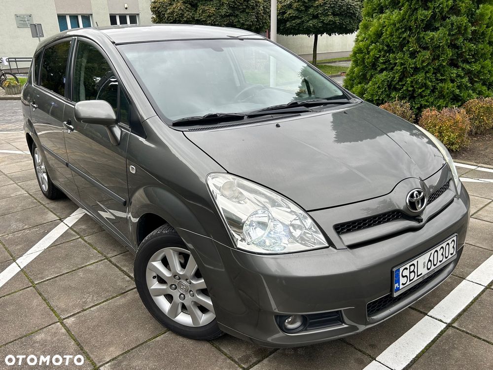 Toyota Corolla Verso 1.8 Edition - 4