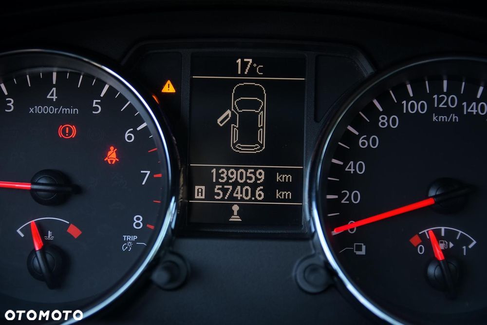 Nissan Qashqai 1.6 360 - 11
