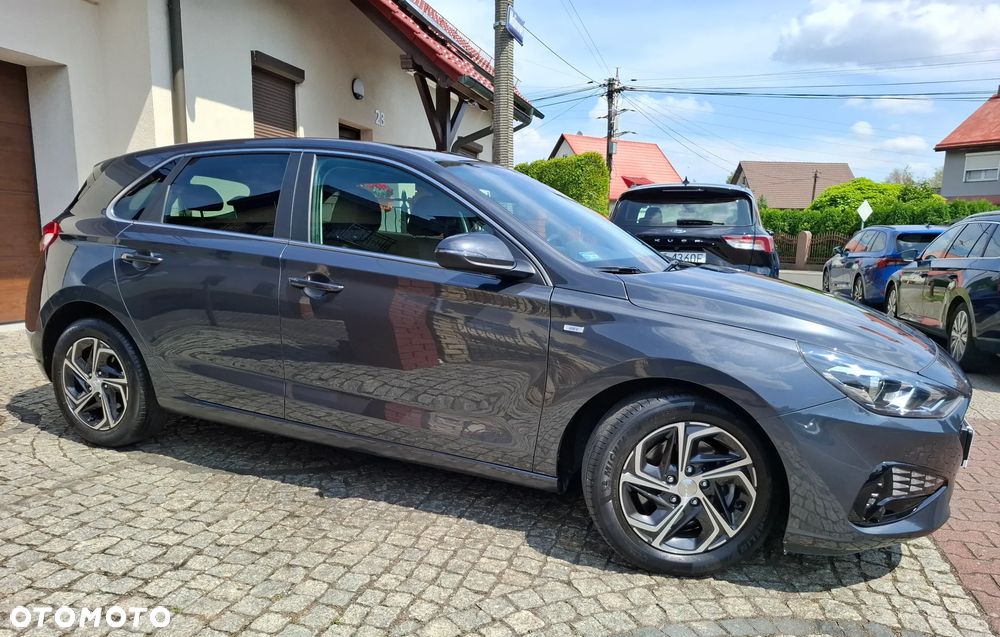Hyundai i30 1.5 T-GDI 48V Smart DCT - 12