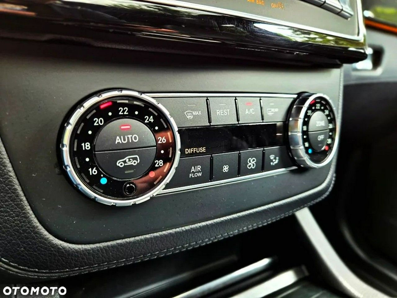 Mercedes-Benz GLE - 19