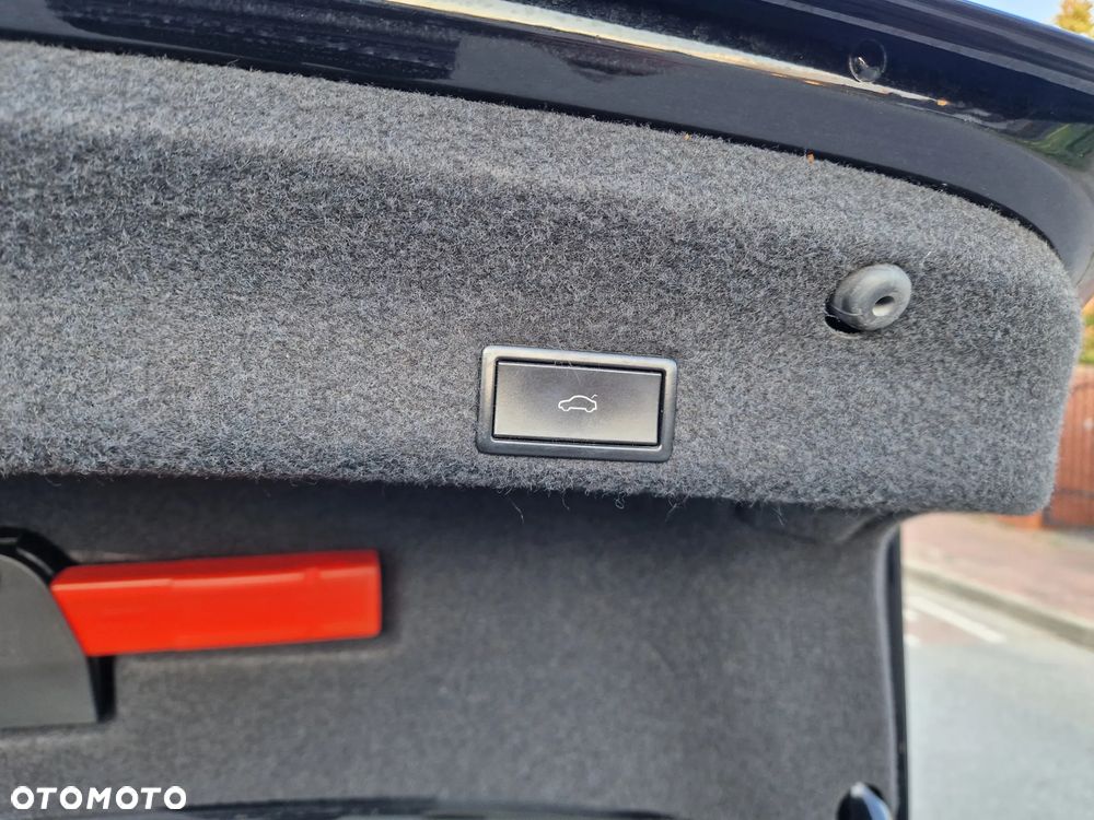 Volkswagen Passat 2.0 TDI (BlueMotion Technology) DSG Comfortline - 16