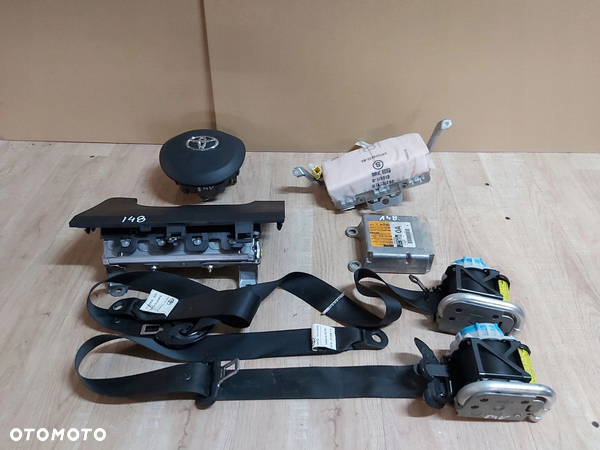 Toyota Yaris III PODUSZKA AIR BAG kierowcy deska napinacz pas przód