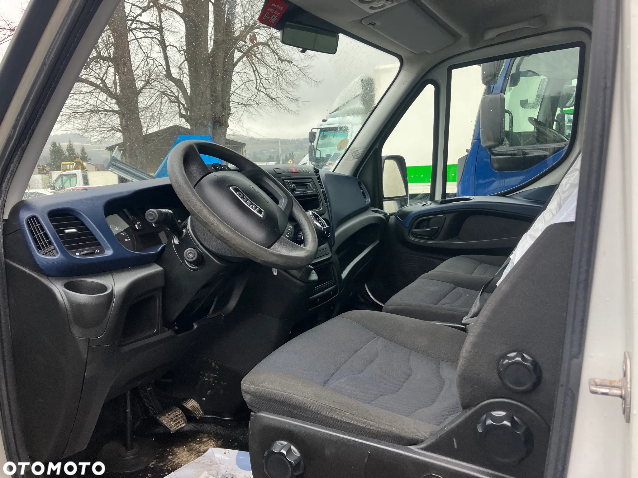 Iveco DAILY 35C16 kontener kurierka winda - 6