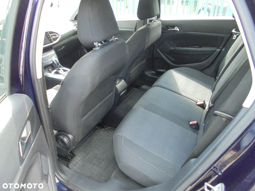 Peugeot 308 SW BlueHDi 150 Automatik Stop & Start Allure - 17