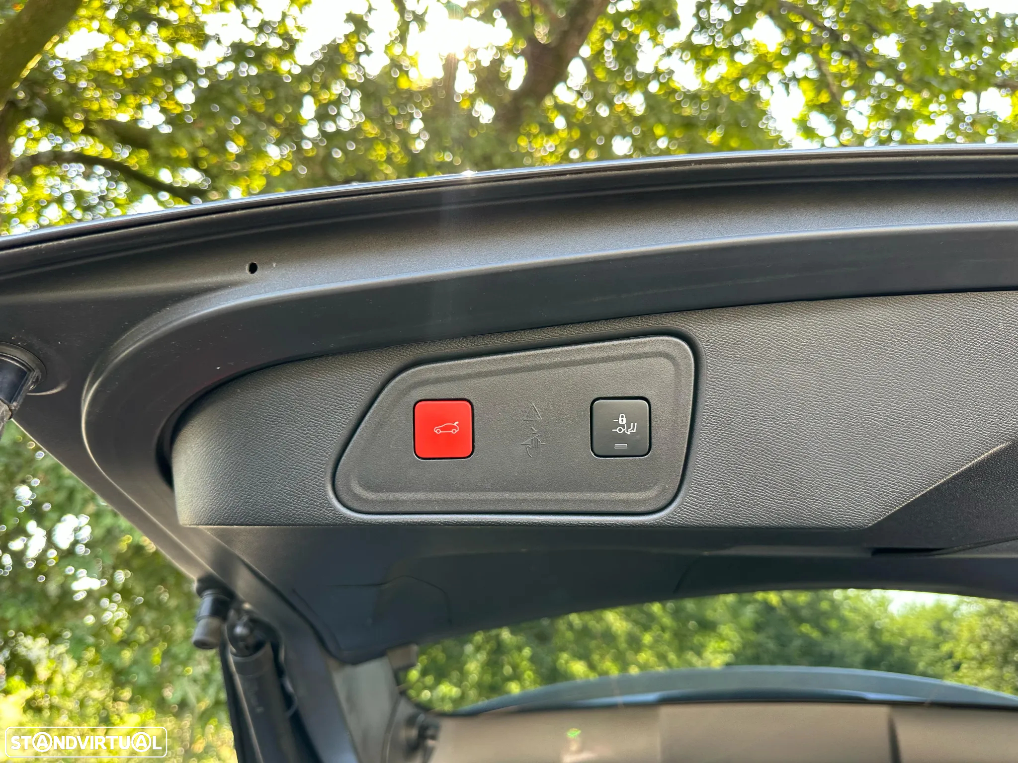 Peugeot 3008 1.2 PureTech Allure Pack - 32