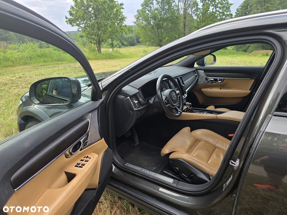 Volvo V90 Cross Country T6 AWD - 3