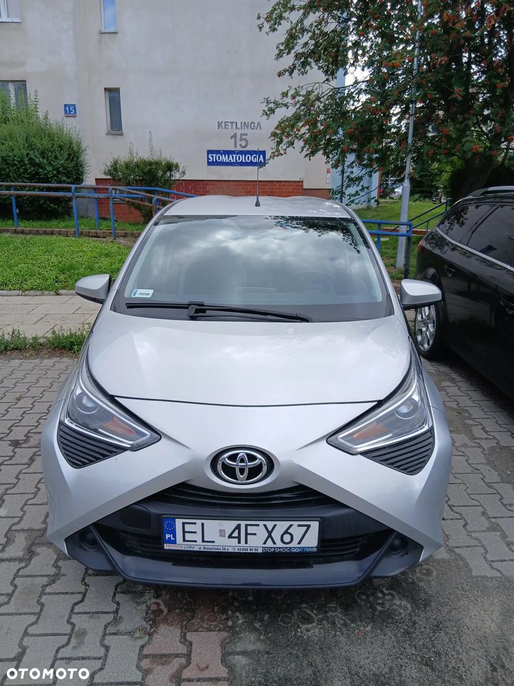 Toyota Aygo x-play - 13