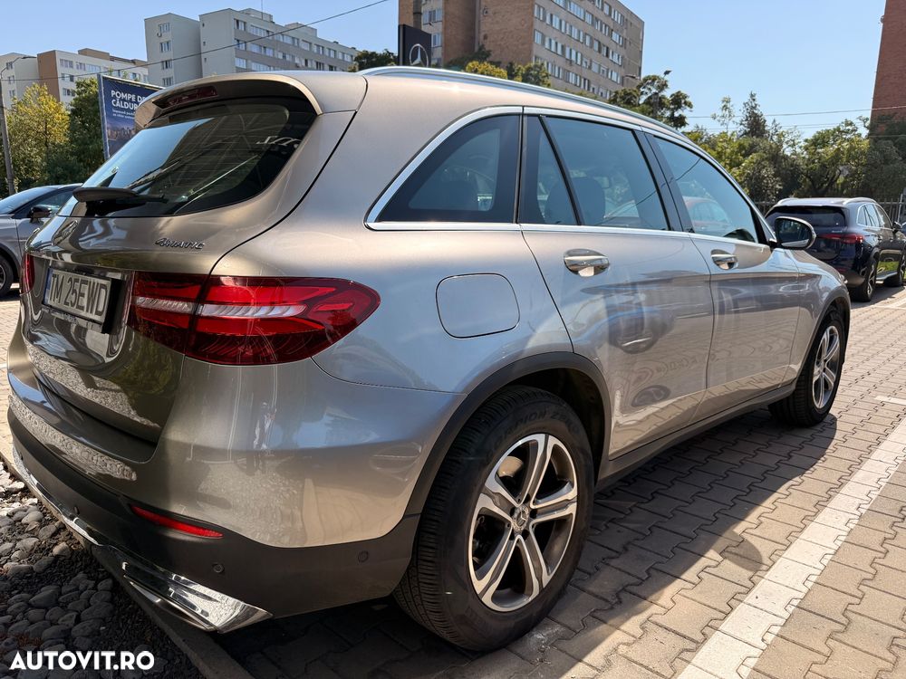 Mercedes-Benz GLC 250 4MATIC - 3