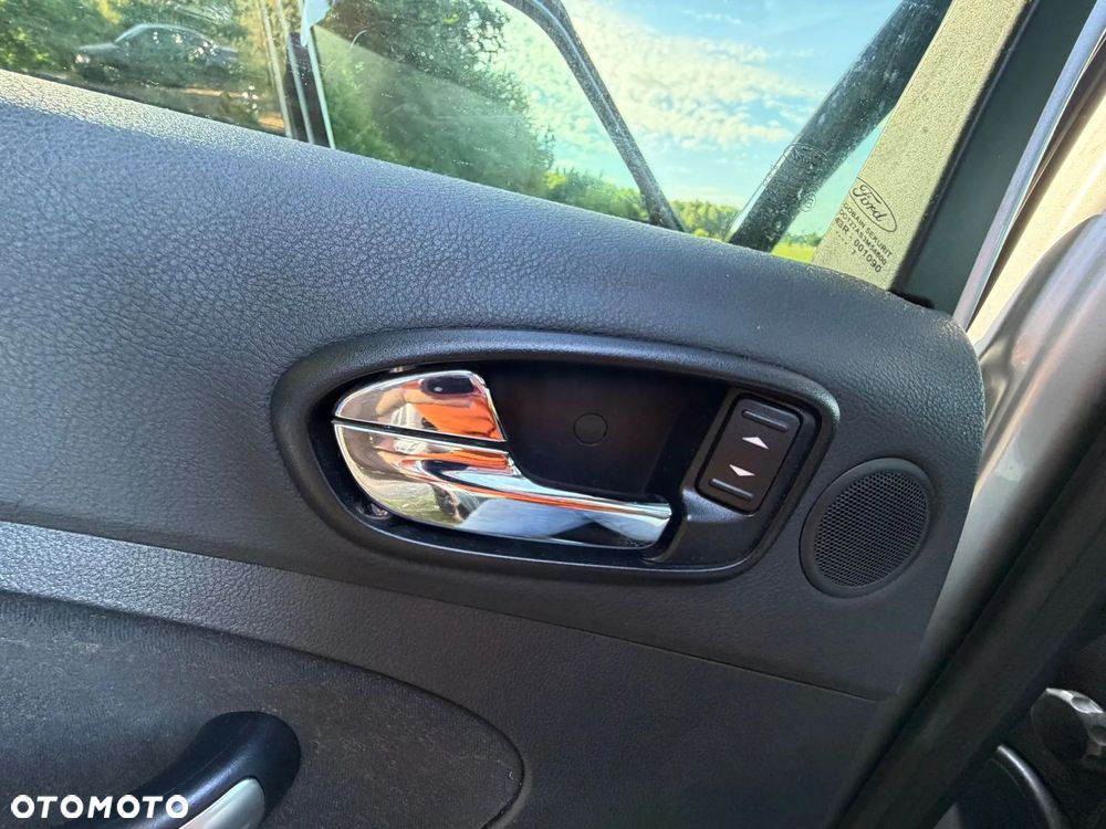 Ford S-Max - 20