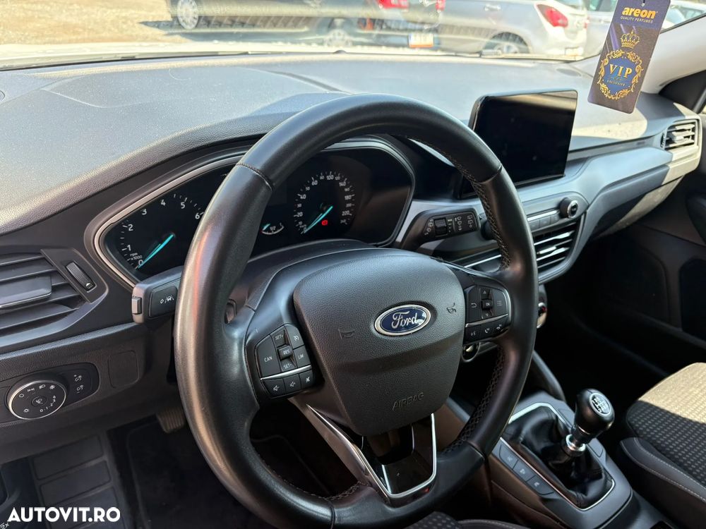 Ford Focus 1.0 EcoBoost Connected - 5