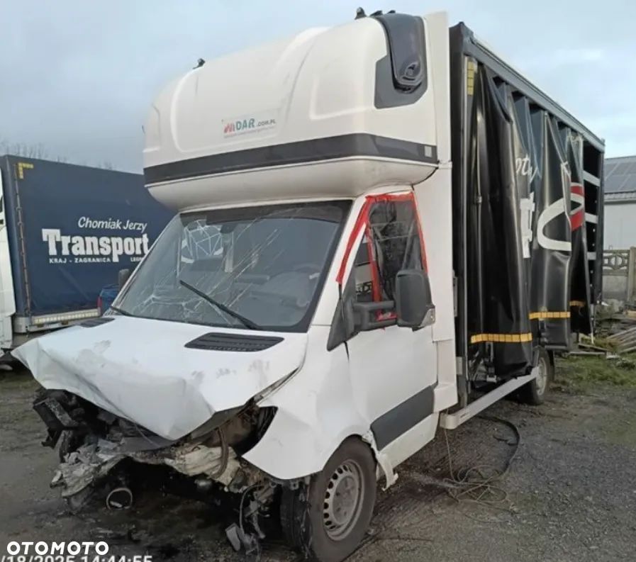 Mercedes-Benz Sprinter - 1