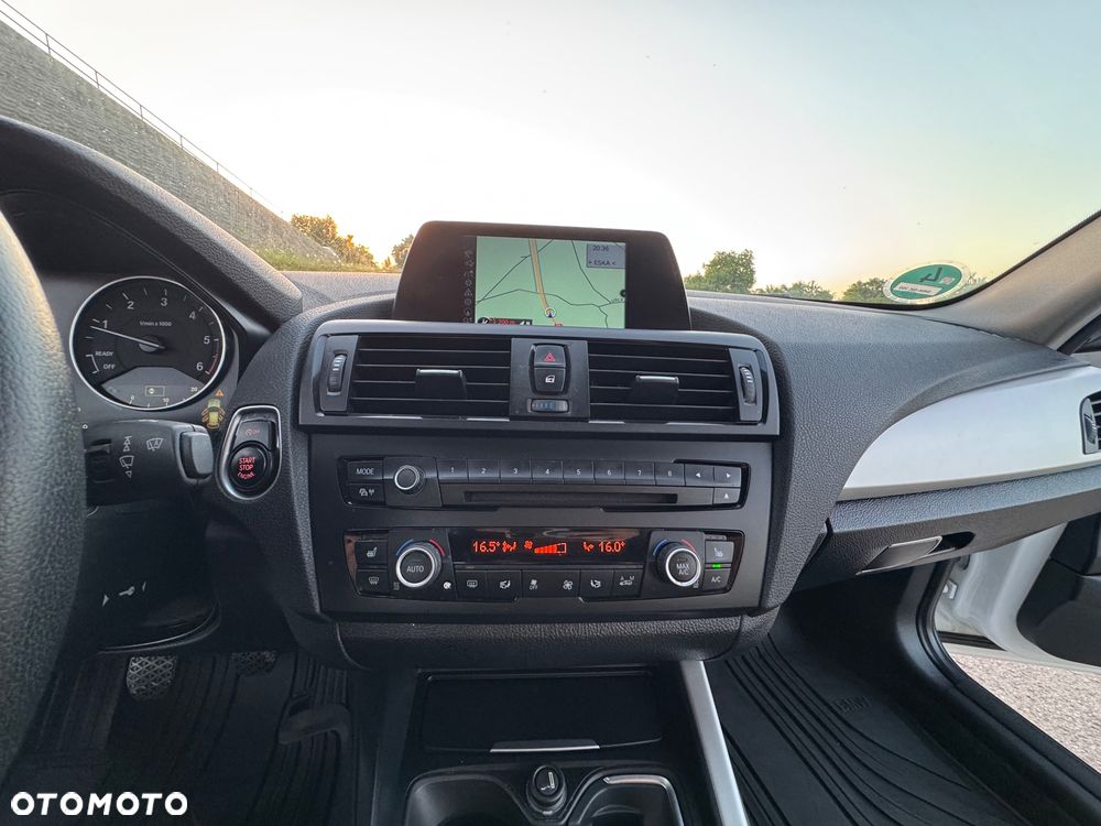 BMW Seria 1 118d DPF Edition Sport - 35