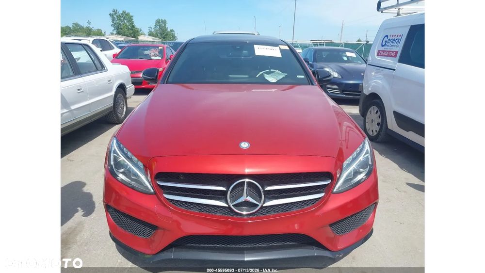 Mercedes-Benz Klasa C 300 9G-TRONIC AMG Line - 3