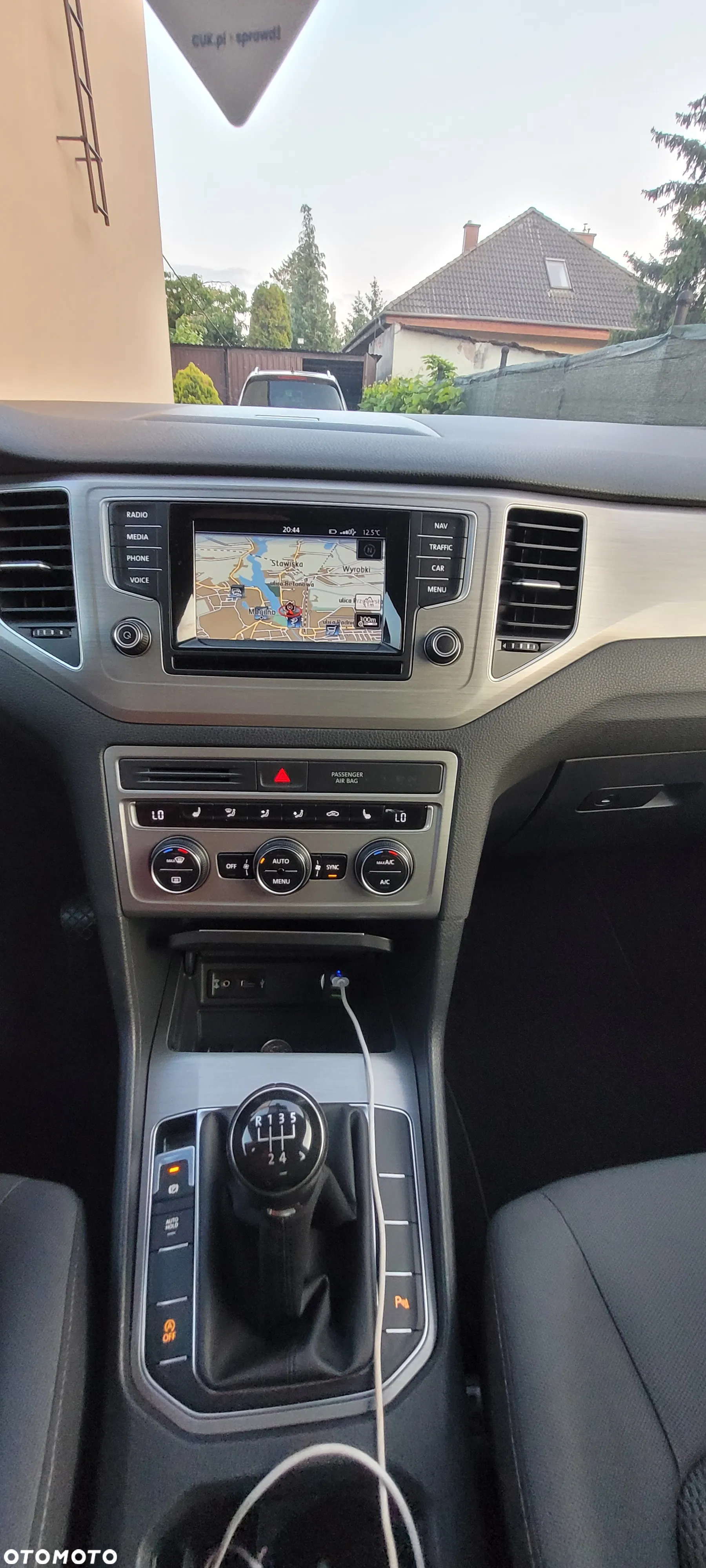 Volkswagen Golf Sportsvan 1.6 TDI BlueMotion Technology Comfortline - 25