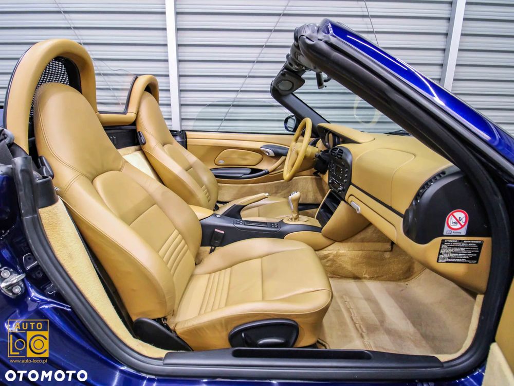 Porsche Boxster - 13