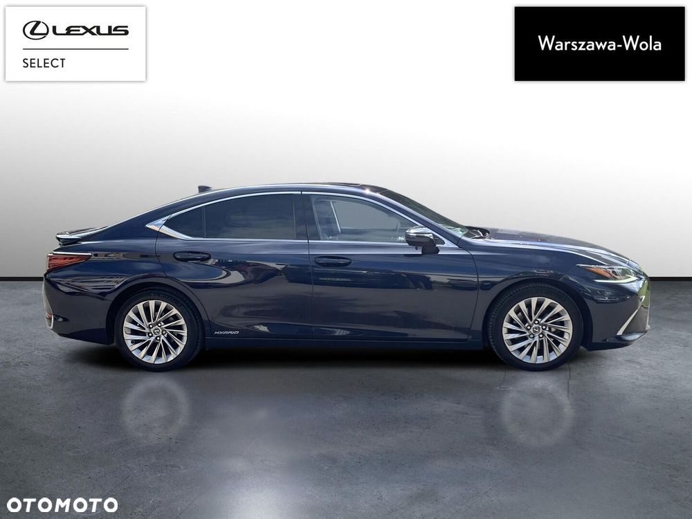 Lexus ES 300h Omotenashi - 8
