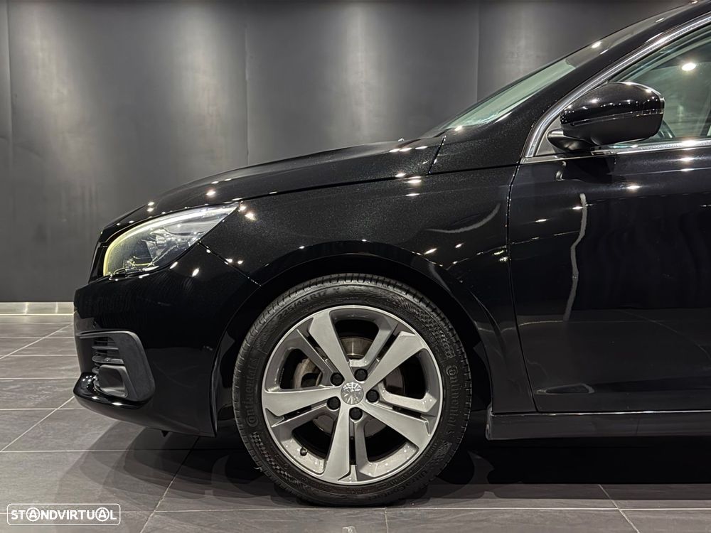 Peugeot 308 SW 1.2 PureTech GT Line - 3