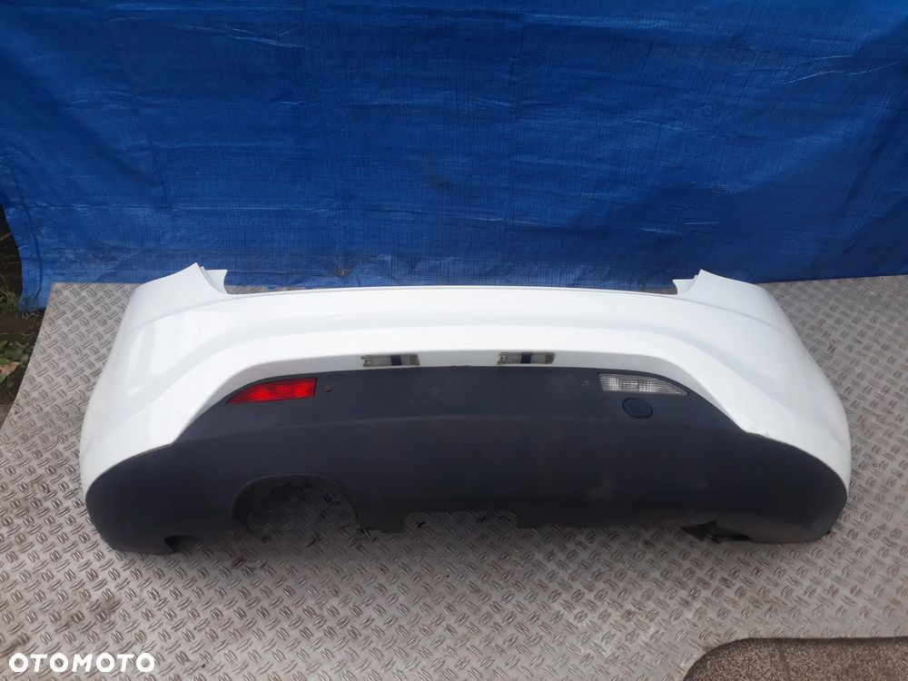 ZDERZAK TYŁ FIAT BRAVO II  2009r  KOLOR: BIANCO PASTELLO 296/4