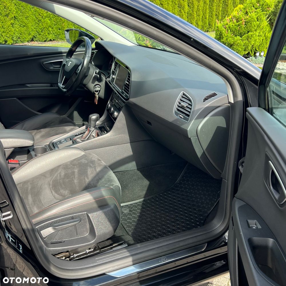 Seat Leon 2.0 TDI DPF Ecomotive DSG FR - 29