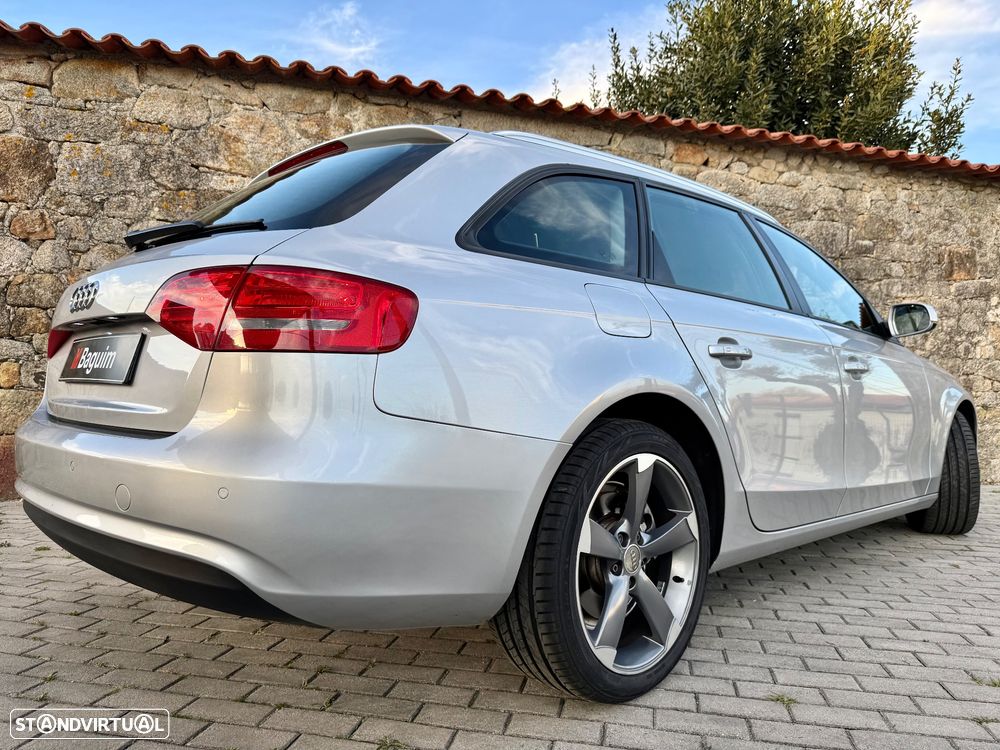 Audi A4 Avant 2.0 TDI Business Line Sport - 13