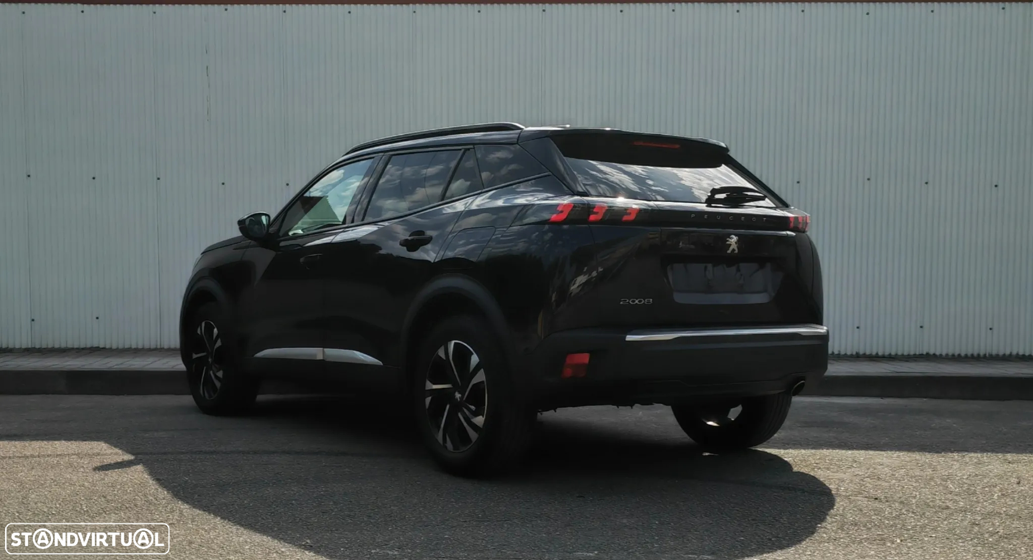 Peugeot 2008 1.5 BlueHDi Allure Pack EAT8 - 4